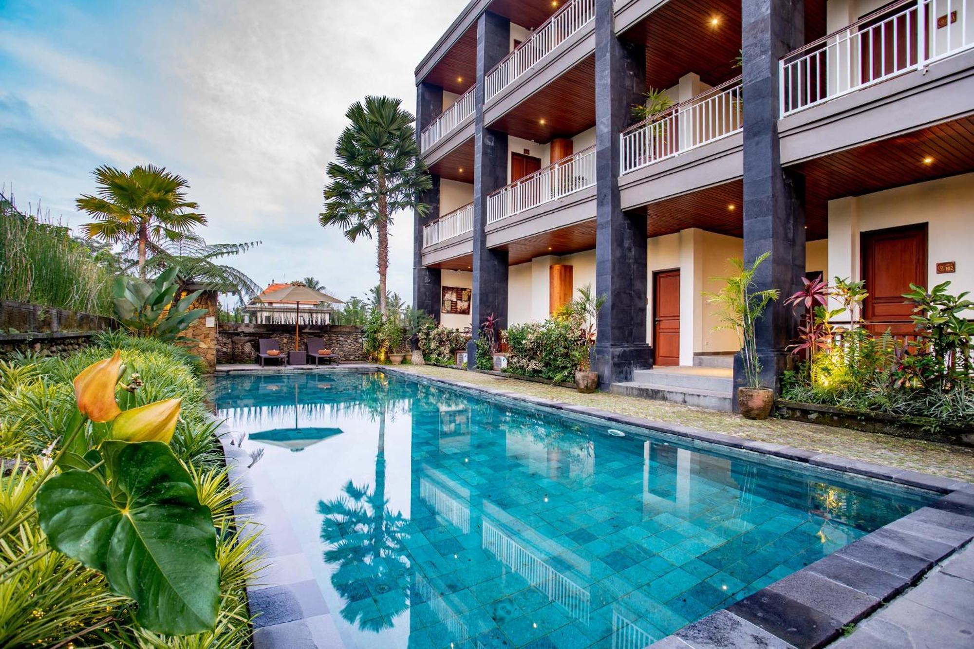 Paon Desa Ubud Exteriör bild